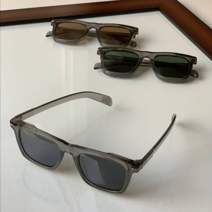 خرید عمده عینک آفتابی مردانه مدل دیوید بکهام با لولا فلزی