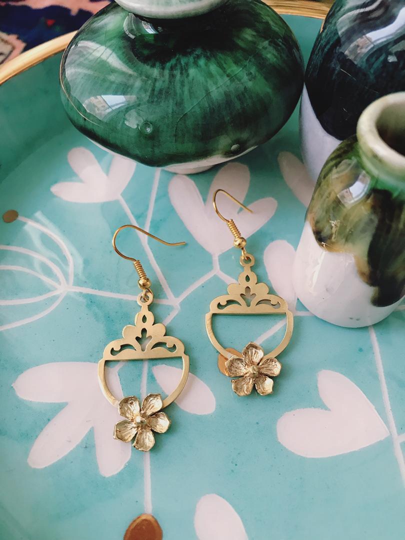 Flower design brass earrings