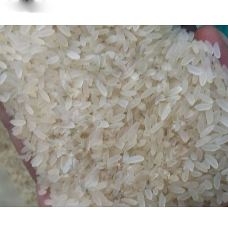 برنج دانه بلند parboiled IR 64 با 5 درصد خرد بهترین کیفیت