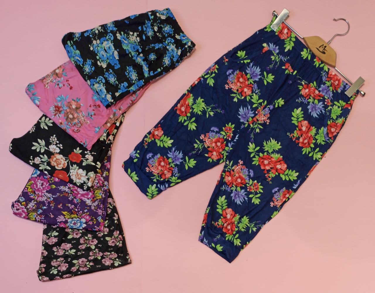 Mixed floral shorts - free size - 6 colors
