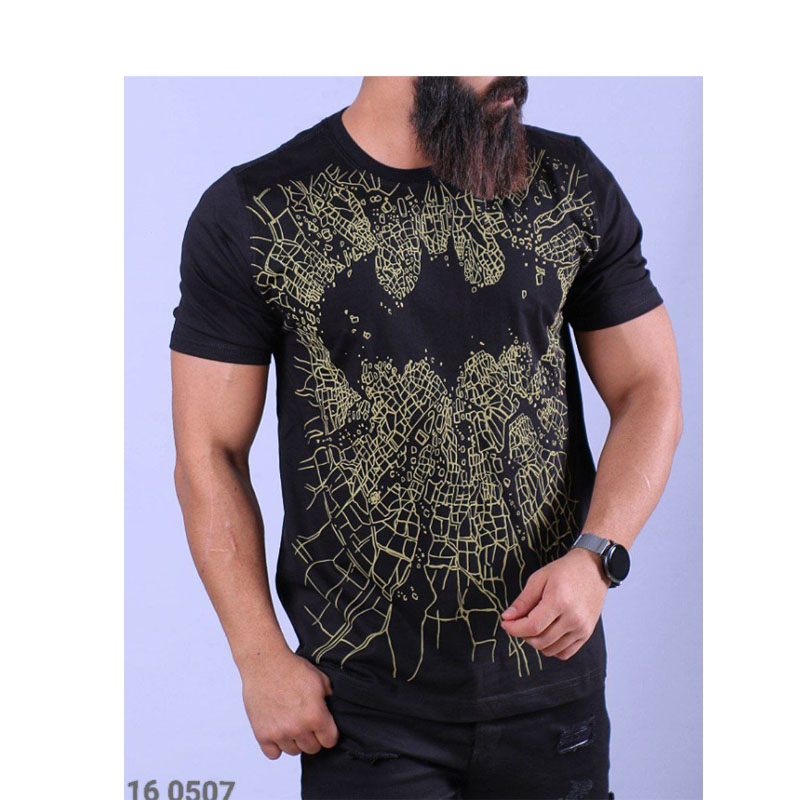 Batman T-shirt made of cotton in 2 printed colors and 4 relatively sized sizes