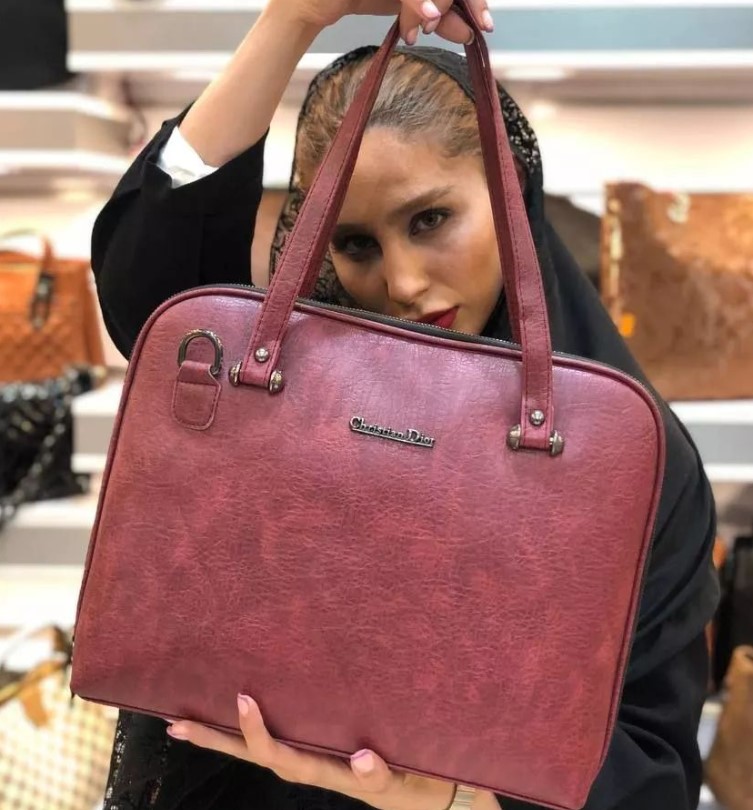 خرید عمده کیف زنانه مدل اسپرت چرم سوگو 3 خانه