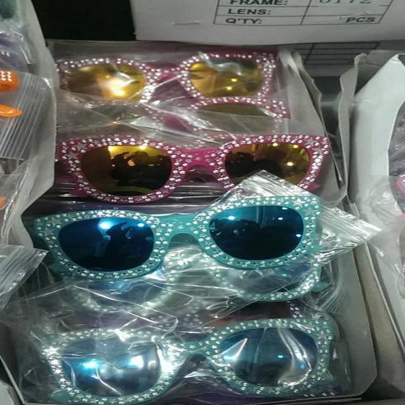 عینک آفتابی بچگانه مدل 10