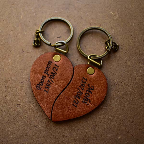 Natural natural leather keychain set with custom engraving