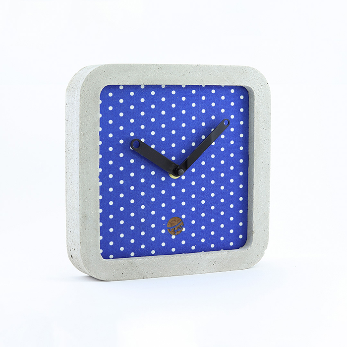 Bubble brand blue oil mottled concrete wall clock