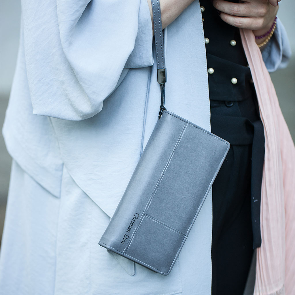 خرید عمده کیف پول دیور Dior طوسی