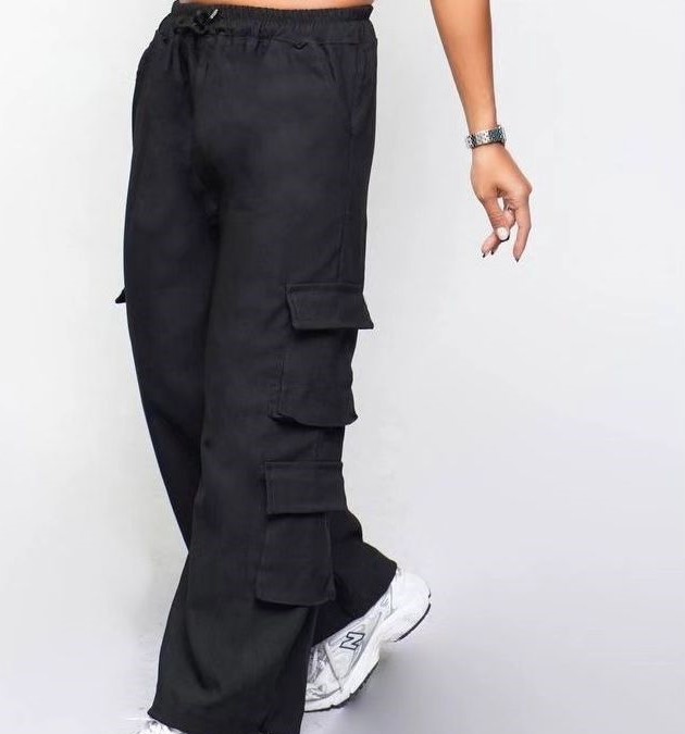 شلوار بگ کارگو 6 جیب کمرکش از جنس کتان کش فری سایز تا سایز 48 رنگ مشکی