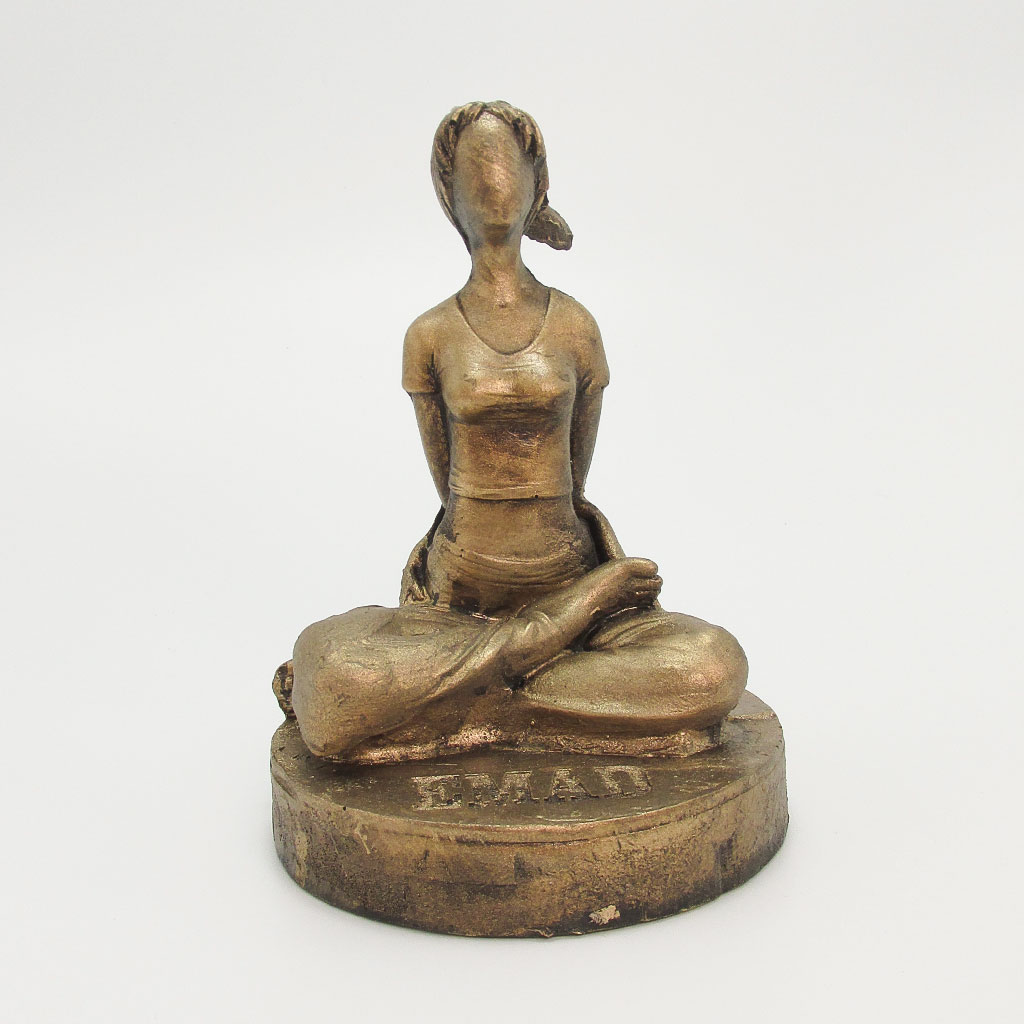 Small single bronze yoga statue 4