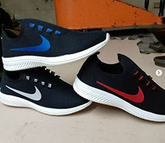 wholesale Men's sneakers, black Nike design with white lodge