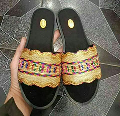 wholesale Traditional design black women's slippers