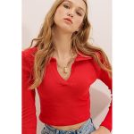بلوز یقه چوگان مدل جدید زنانه S-M-L-XL محصول ترکیه