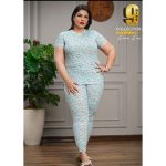 سِت کاملا آزاد تیشرت یقه گرد ، شلوار مچدار