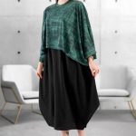 دو تیکه مدل لیندا جنس رویه ژاکارد کامپیوتری و جنس زیره لمه بارکدی دارای رنگبندی فری سایز مناسب سایز 38-46