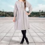 تونیک بلند مدل ویولت جنس پارچه پرنسس تنسل دارای رنگبندی فری سایز مناسب سایز 38-44