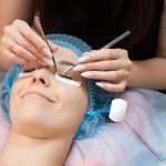 آینه آرایشی برای اکستنشن مژه در رنگ های مختلف