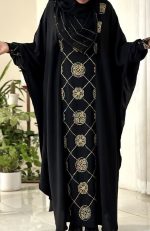 عبای مجلسی مدل جانان تک رنگ مشکی از جنس پارچه ابر و بادی - Image 2