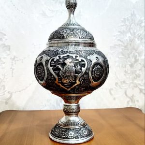 شکلاتخوری قلمزنی