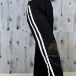 شلوار زنانه جنس لاکرا طرح نوار دار و چاکدار از بغل - Image 2