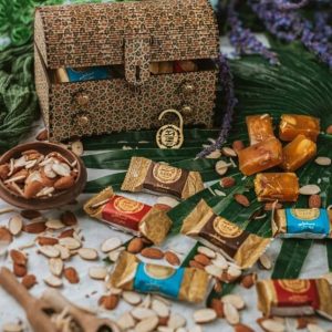 حلوا مسقطی مغزدار طرح صندوقی